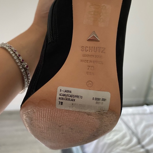 Booties - Picture 4 of 4